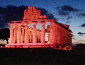 Il Tempio di Athena a Paestum partecipa alla “Campagna Nastro Rosa”